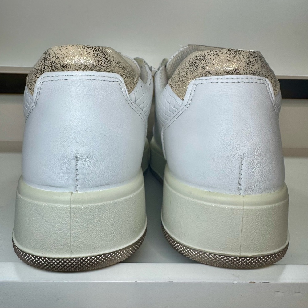 Igi & Co White Woven Leather Platform Sneakers Zip Side Gold Accents Sz Womens 7 - Picture 10 of 16